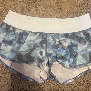 Lululemon Light Blue Geometric Hottie Hot 2.5 shorts